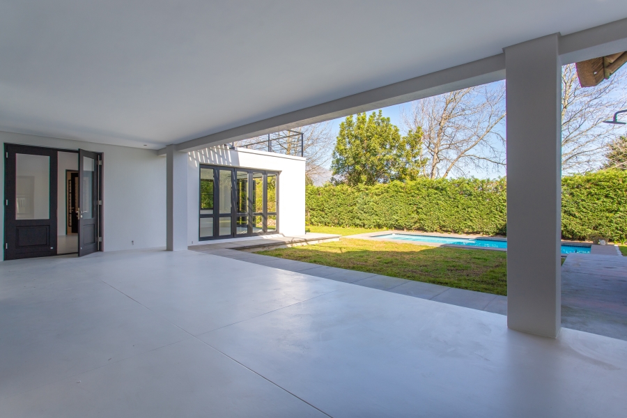5 Bedroom Property for Sale in Pearl Valley at Val de Vie Western Cape